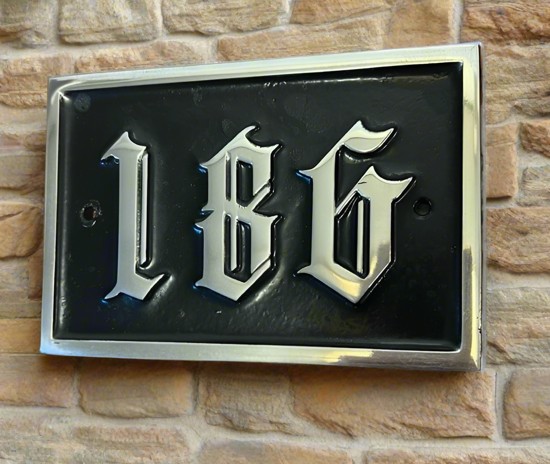 House number sign old English