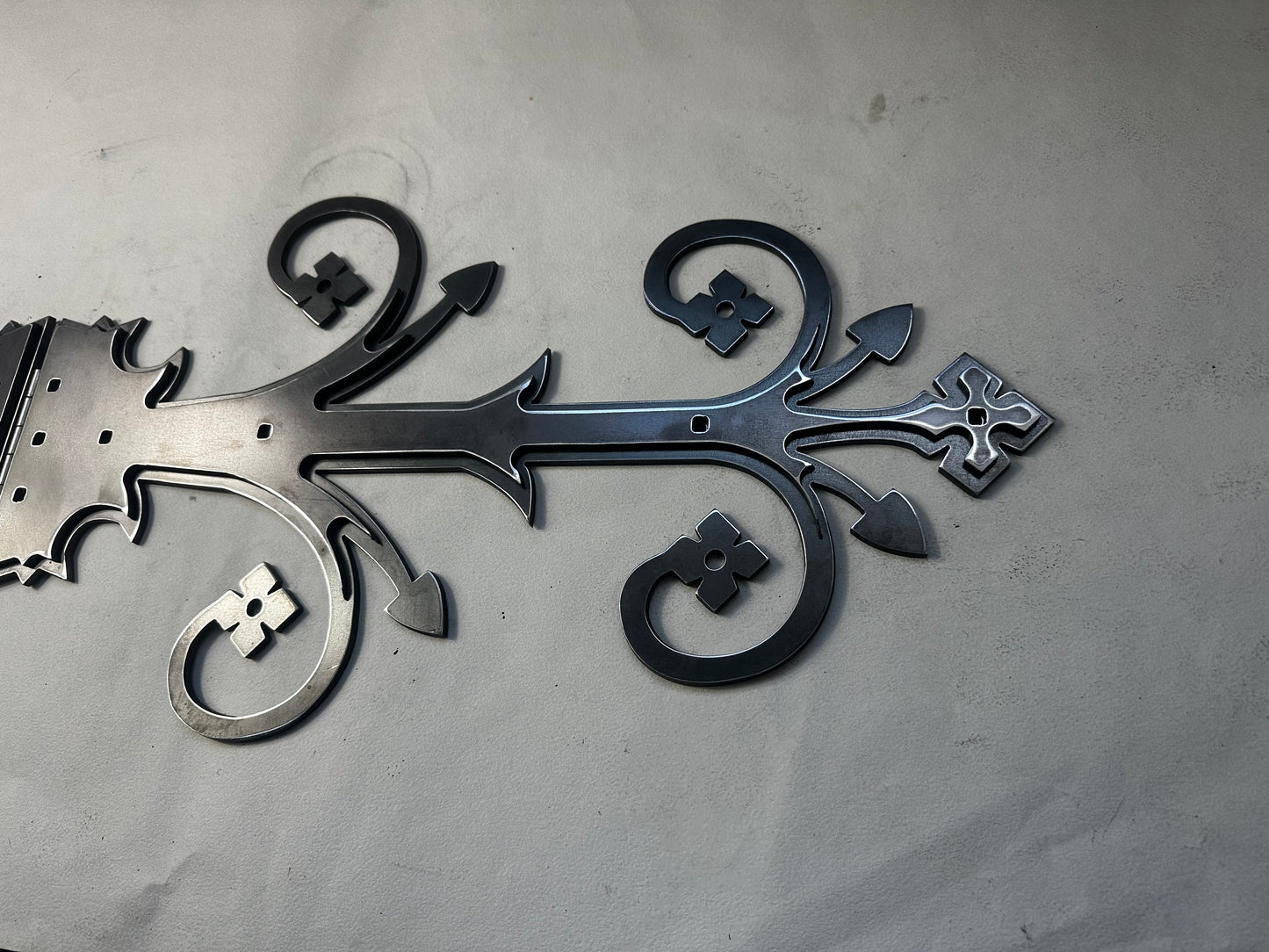 Decorative hinges