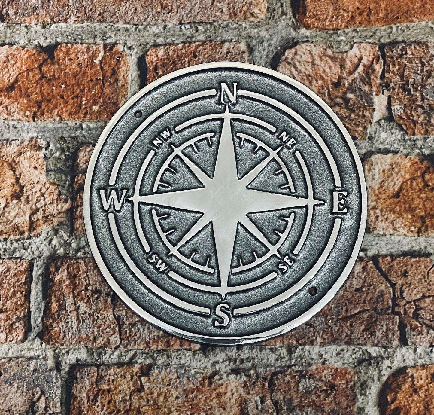 Garden Compass in Aluminium