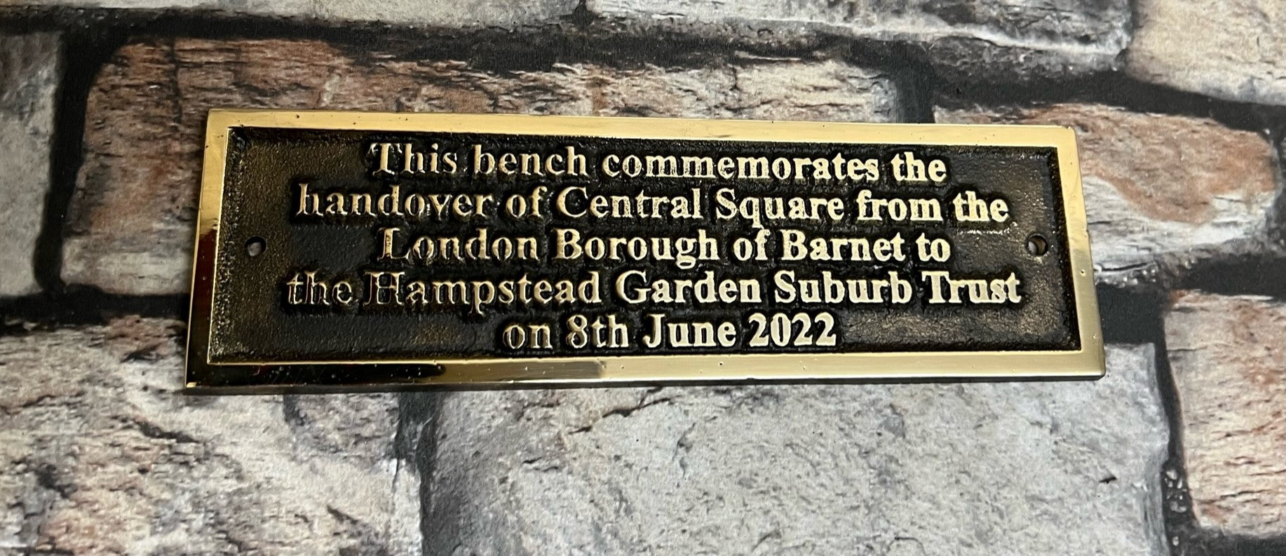 Memorial Plaques in Bronze for benches