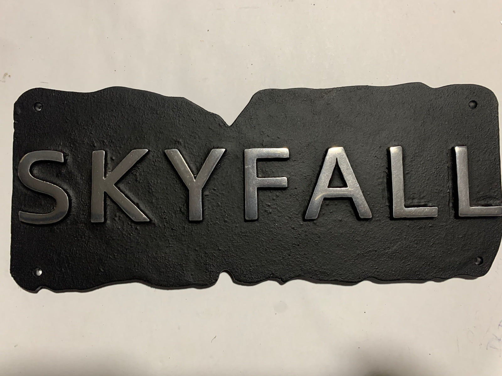 House name Sign Skyfall 007