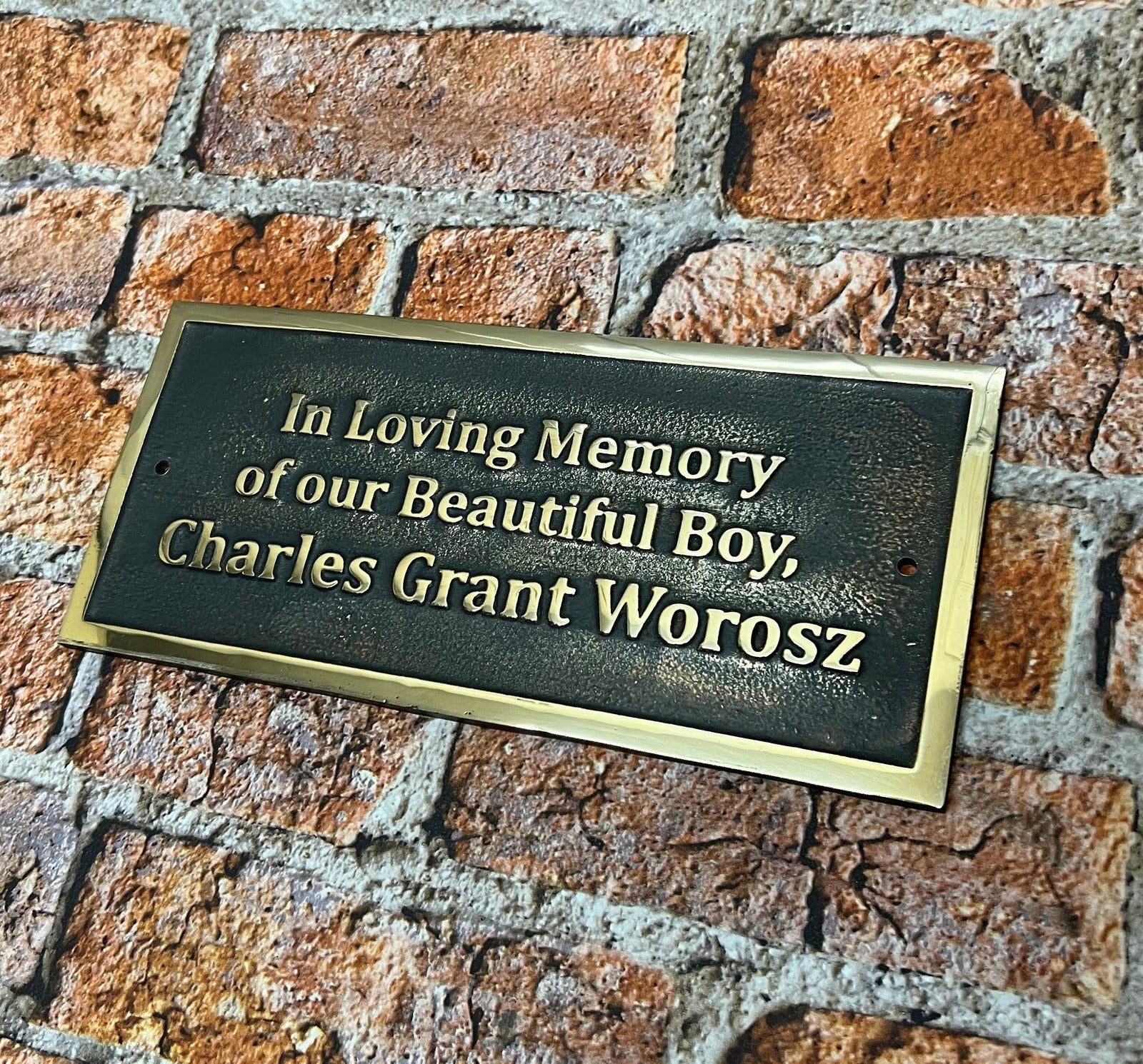 Memorial Plaques in Bronze for benches