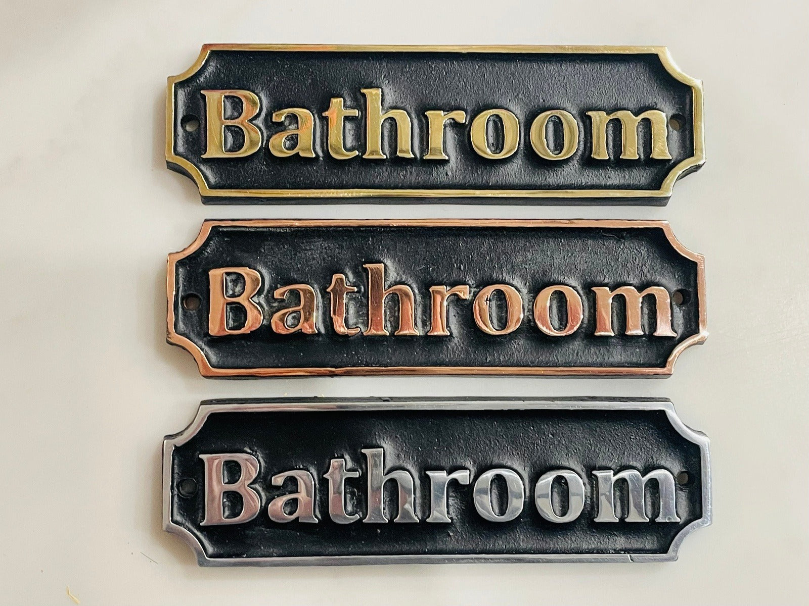 Novelty signs for bathrooms