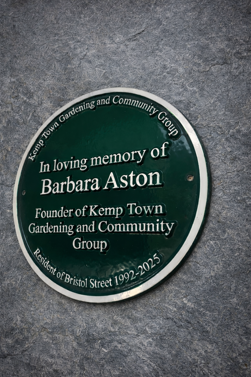 Custom green heritage plaque with enamel finish and cast aluminium construction