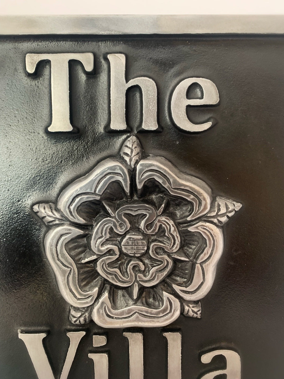 House name Sign with Tudor Rose