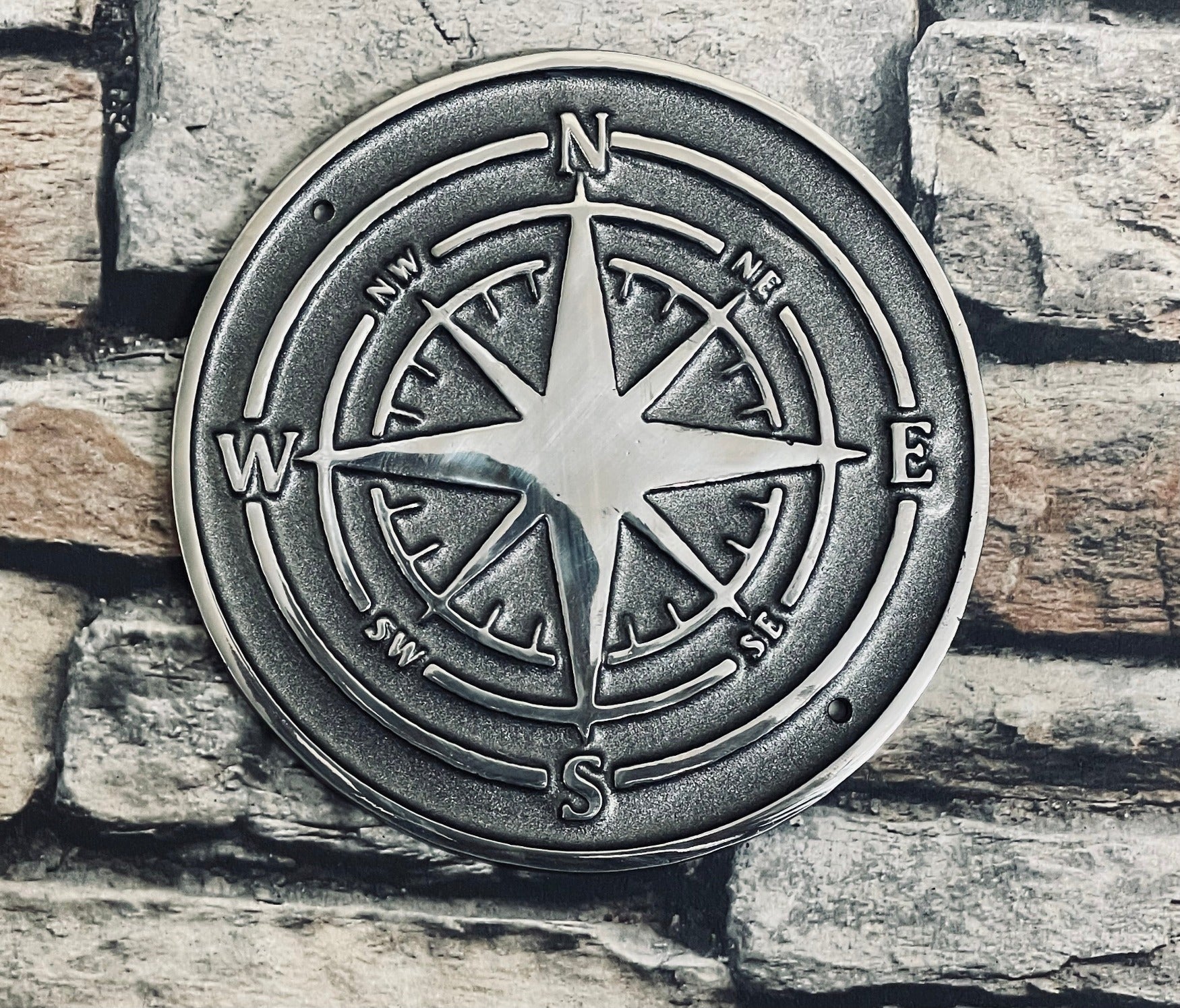 Garden Compass in Aluminium