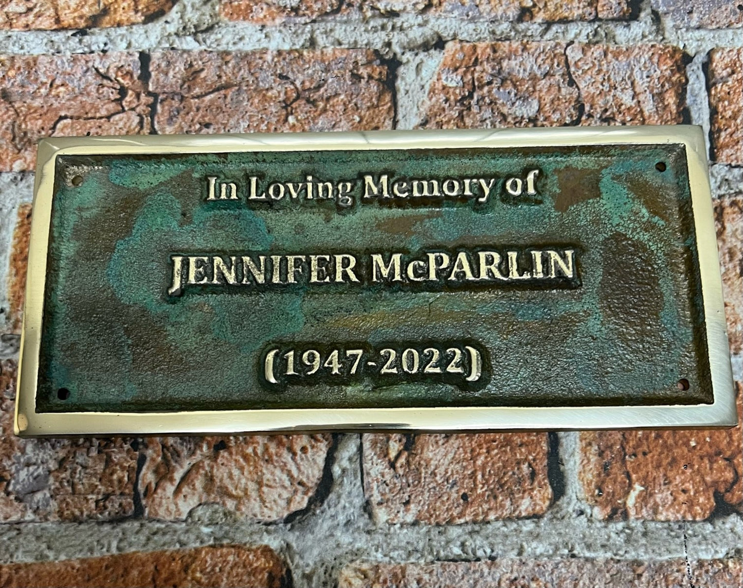 Memorial Plaques in Bronze for benches