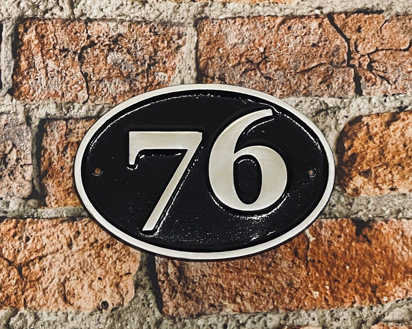 House Number Sign Georgia font