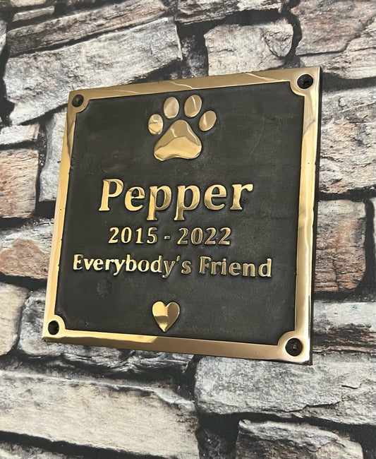Memorial Plaques in Bronze for pets